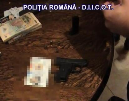 Un orădean şi un bărbat din Strehaia au "tunat" statul cu 3 milioane de euro (VIDEO)